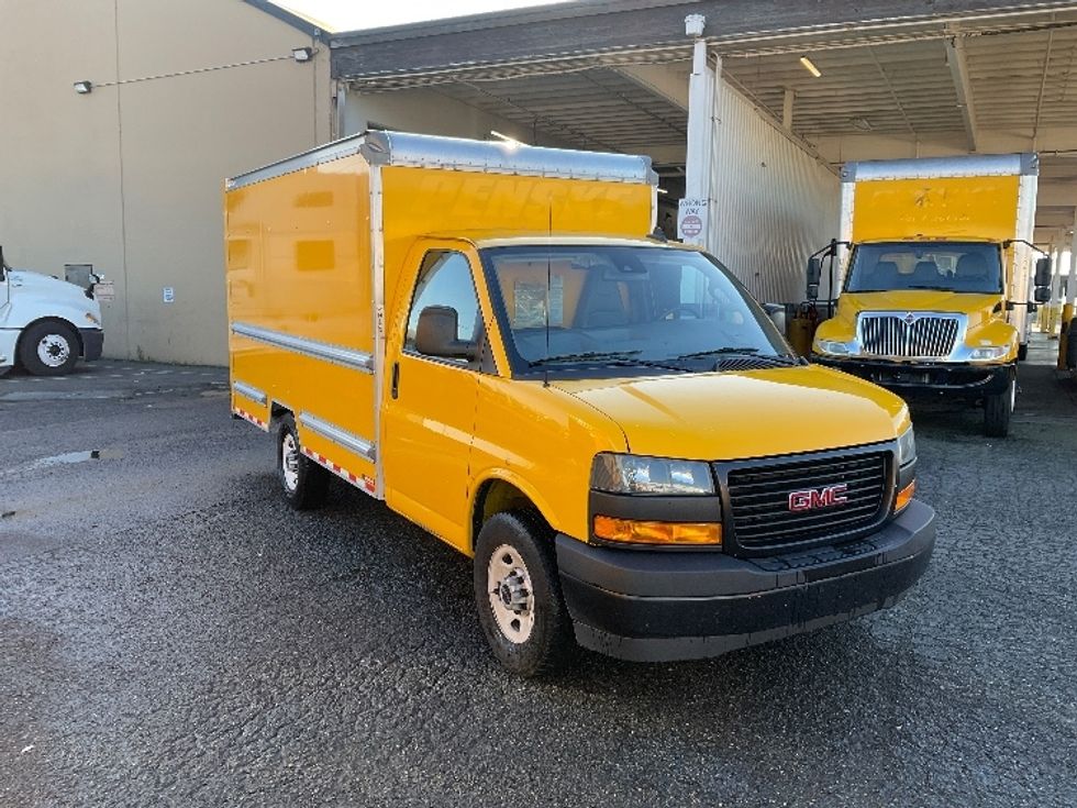 Light Duty Box Truck-Light and Medium Duty Trucks-GMC-2021-Savana G33503-Tacoma-WA-105,523\n\t\tmiles-$ 27,000 - Image 1