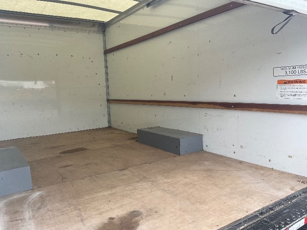 Light Duty Box Truck-Light and Medium Duty Trucks-GMC-2021-Savana G33503-Tacoma-WA-115,114\n\t\tmiles-$ 28,000 - Image 11