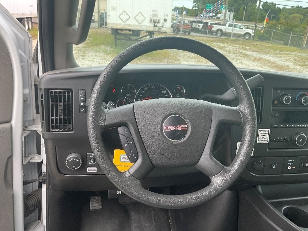 Light Duty Box Truck-Light and Medium Duty Trucks-GMC-2021-Savana G33503-Tacoma-WA-115,114\n\t\tmiles-$ 28,000 - Image 17