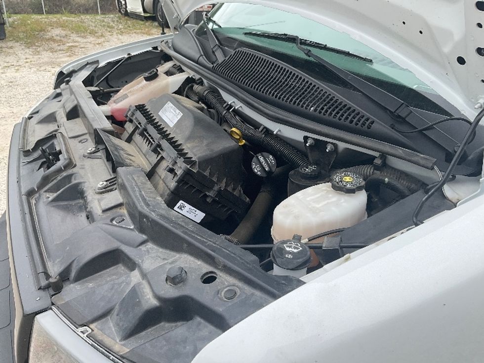 Light Duty Box Truck-Light and Medium Duty Trucks-GMC-2021-Savana G33503-Tacoma-WA-115,114\n\t\tmiles-$ 28,000 - Image 23