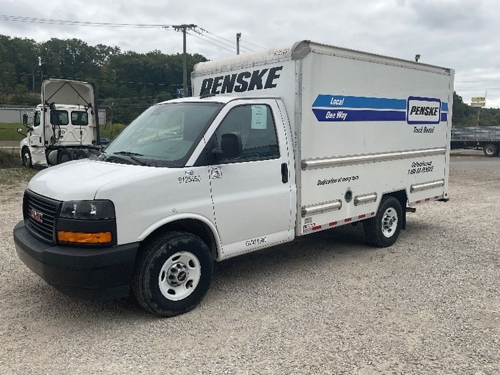 Light Duty Box Truck-Light and Medium Duty Trucks-GMC-2021-Savana G33503-Tacoma-WA-115,114\n\t\tmiles-$ 28,000 - Image 4