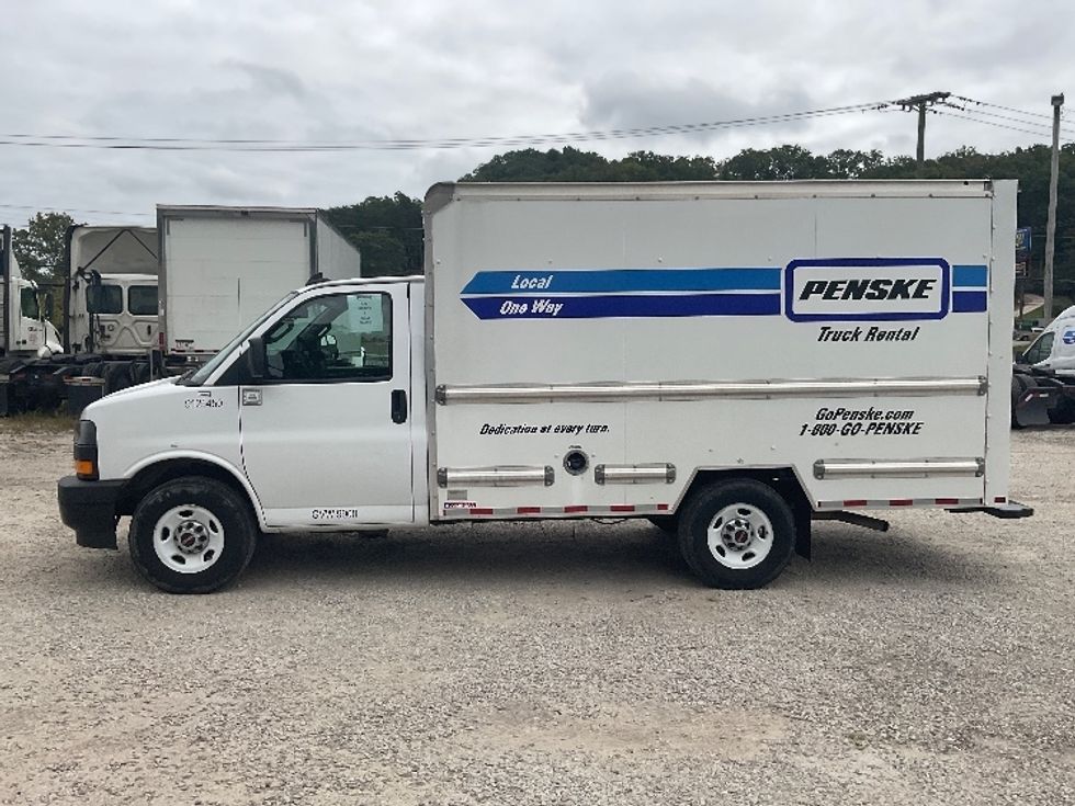 Light Duty Box Truck-Light and Medium Duty Trucks-GMC-2021-Savana G33503-Tacoma-WA-115,114\n\t\tmiles-$ 28,000 - Image 5