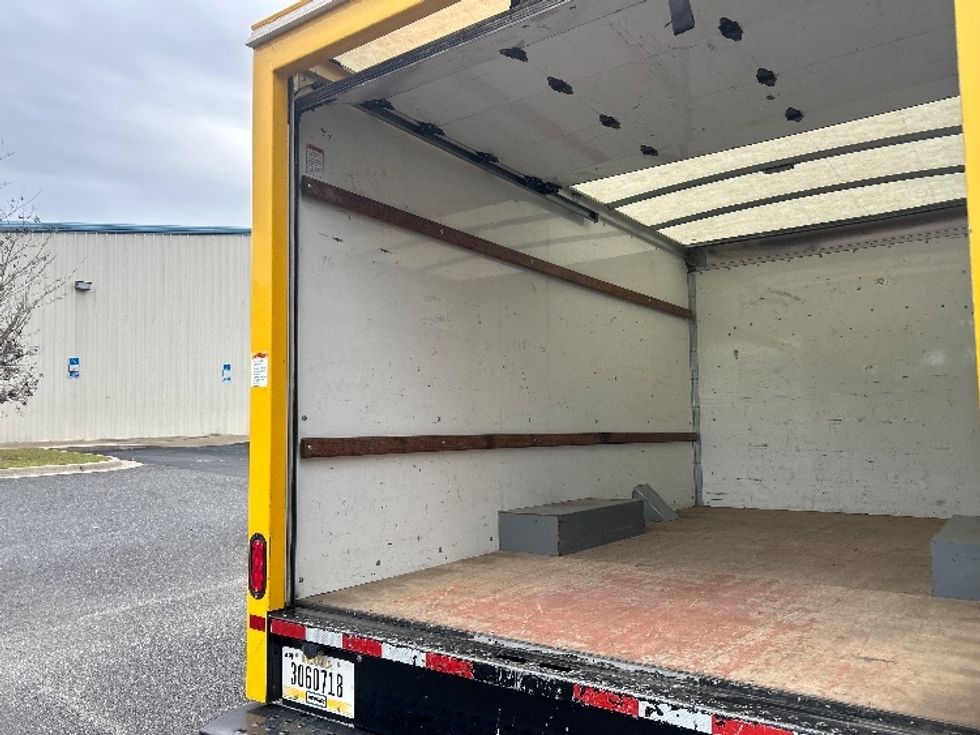 Light Duty Box Truck-Light and Medium Duty Trucks-GMC-2021-Savana G33503-Tallahassee-FL-99,148\n\t\tmiles-$ 27,750 - Image 11