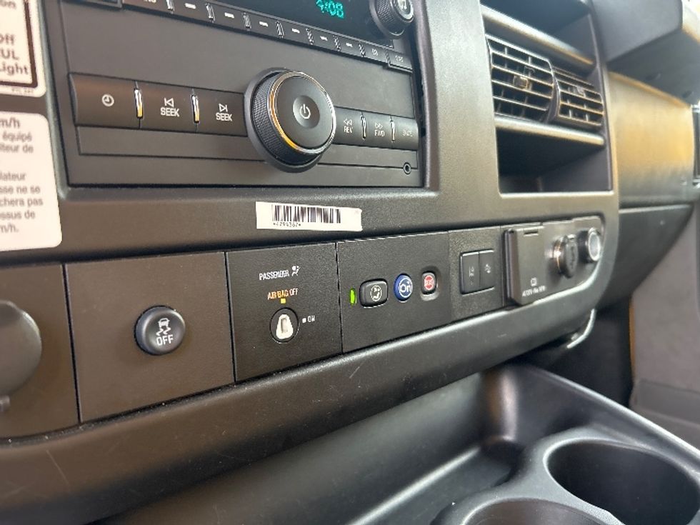 Light Duty Box Truck-Light and Medium Duty Trucks-GMC-2021-Savana G33503-Tallahassee-FL-99,148\n\t\tmiles-$ 27,750 - Image 25