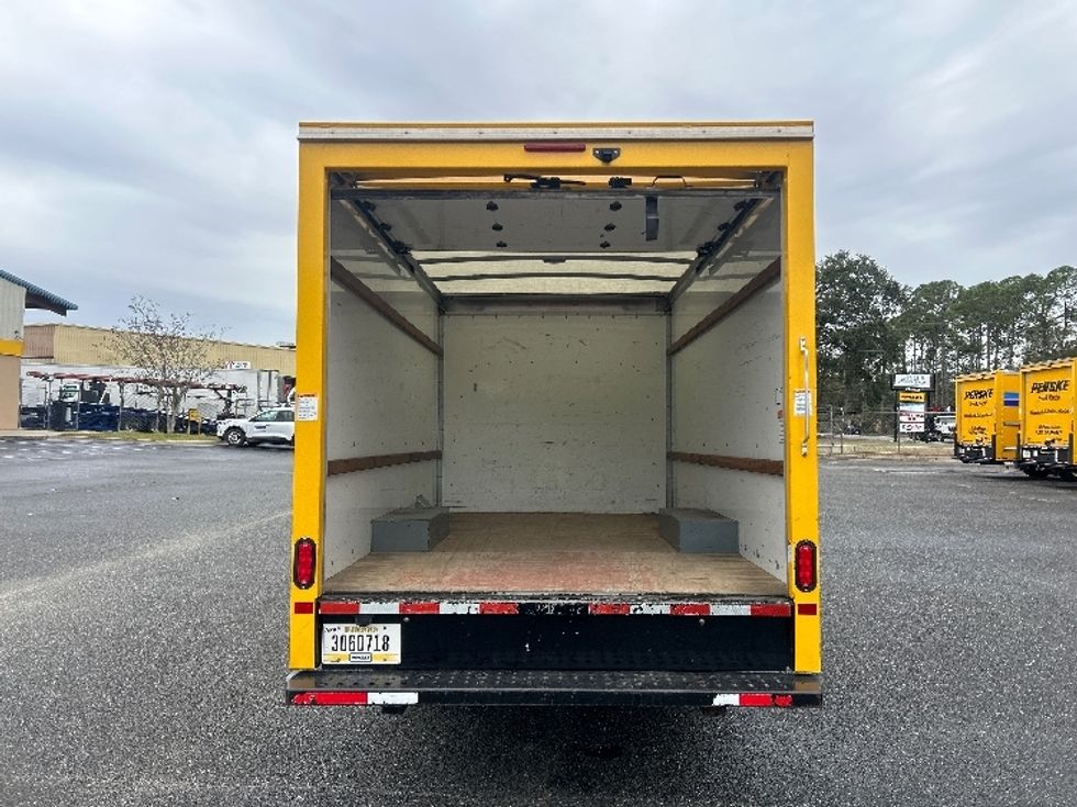 Light Duty Box Truck-Light and Medium Duty Trucks-GMC-2021-Savana G33503-Tallahassee-FL-99,148\n\t\tmiles-$ 27,750 - Image 9