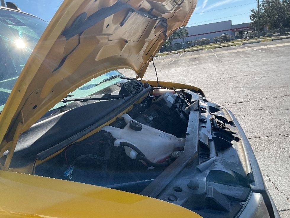 Light Duty Box Truck-Light and Medium Duty Trucks-GMC-2021-Savana G33503-Tampa-FL-111,913\n\t\tmiles-$ 25,500 - Image 22