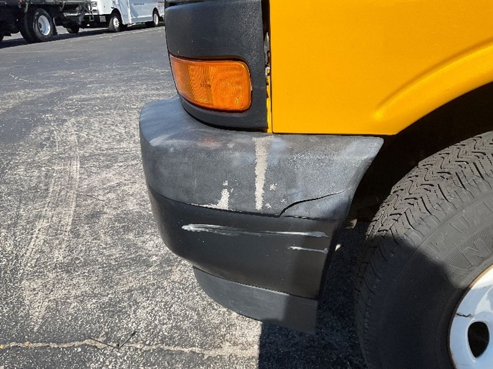 Light Duty Box Truck-Light and Medium Duty Trucks-GMC-2021-Savana G33503-Tampa-FL-111,913\n\t\tmiles-$ 25,500 - Image 25