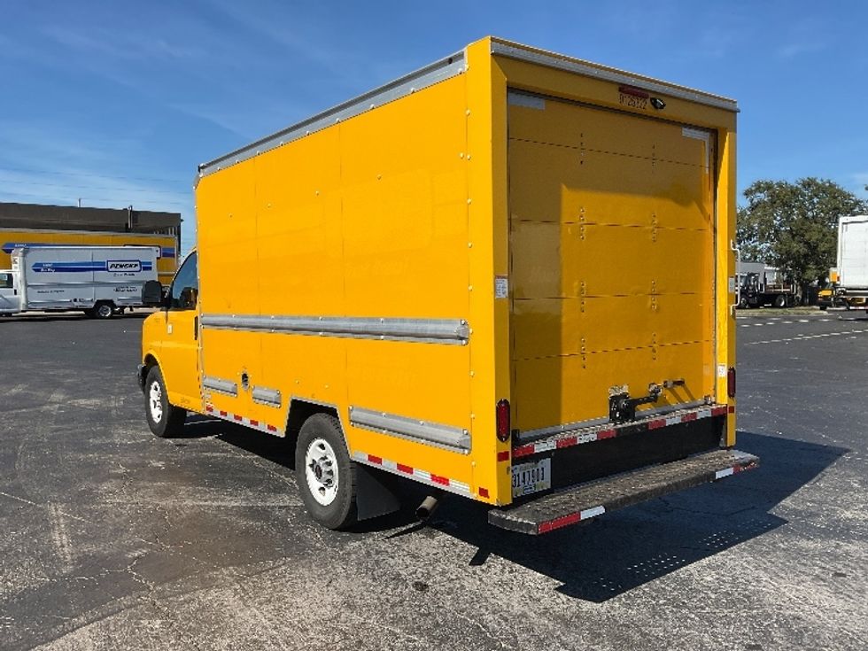 Light Duty Box Truck-Light and Medium Duty Trucks-GMC-2021-Savana G33503-Tampa-FL-111,913\n\t\tmiles-$ 25,500 - Image 6