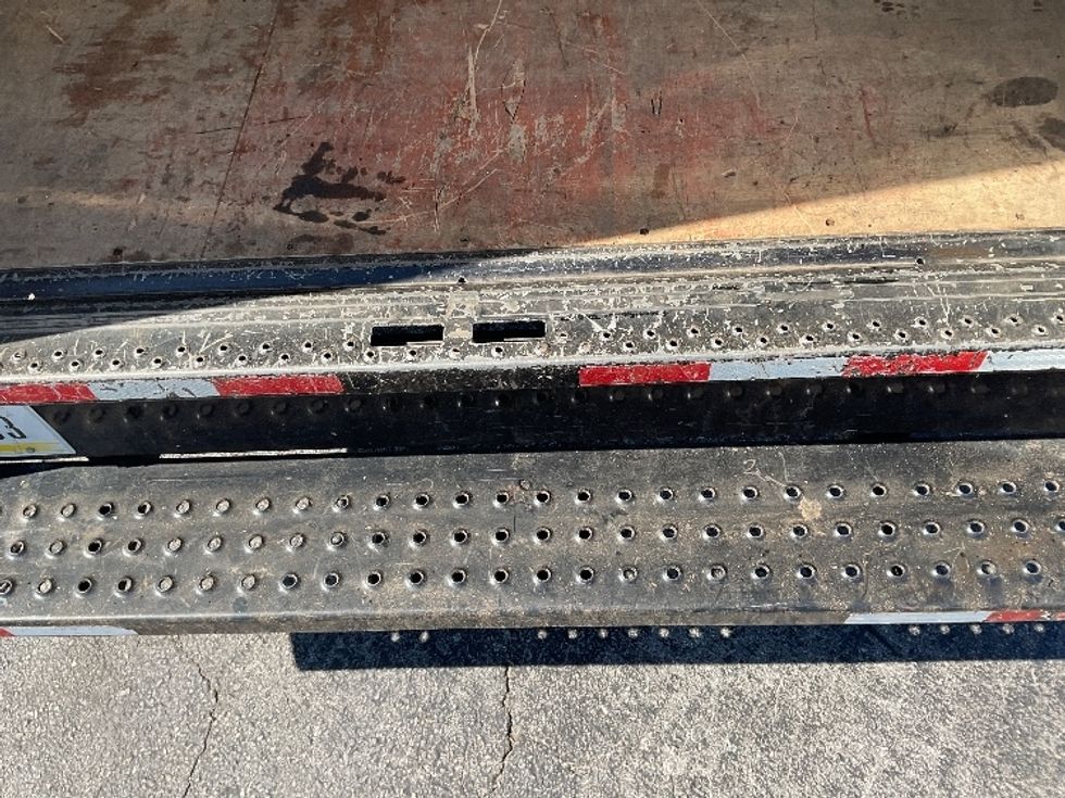 Light Duty Box Truck-Light and Medium Duty Trucks-GMC-2021-Savana G33503-Tampa-FL-111,913\n\t\tmiles-$ 25,500 - Image 9