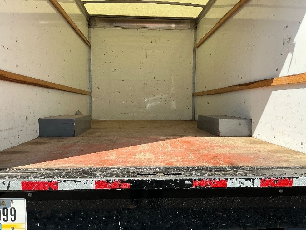 Light Duty Box Truck-Light and Medium Duty Trucks-GMC-2021-Savana G33503-Tempe-AZ-114,266\n\t\tmiles-$ 25,250 - Image 10