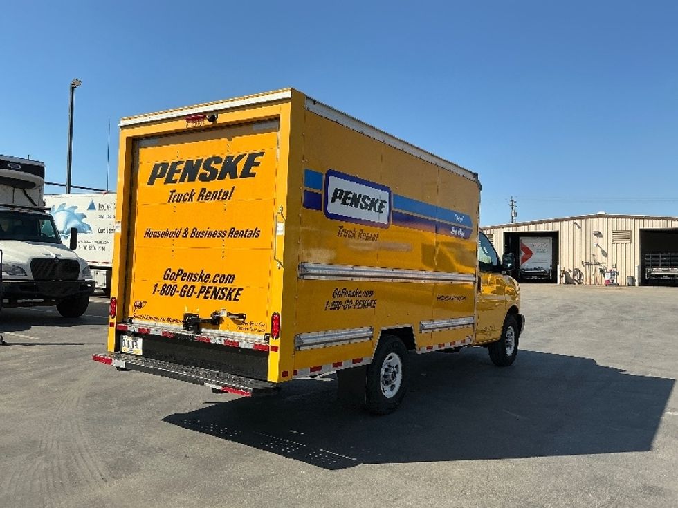 Light Duty Box Truck-Light and Medium Duty Trucks-GMC-2021-Savana G33503-Tempe-AZ-114,266\n\t\tmiles-$ 25,250 - Image 13