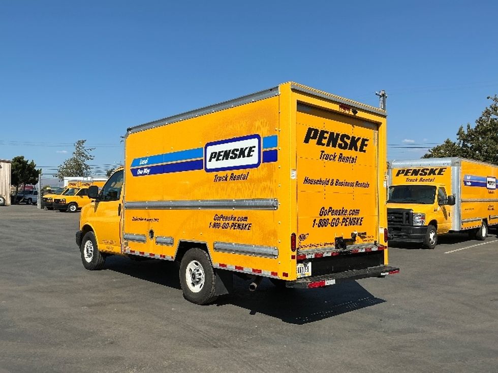 Light Duty Box Truck-Light and Medium Duty Trucks-GMC-2021-Savana G33503-Tempe-AZ-114,266\n\t\tmiles-$ 25,250 - Image 6