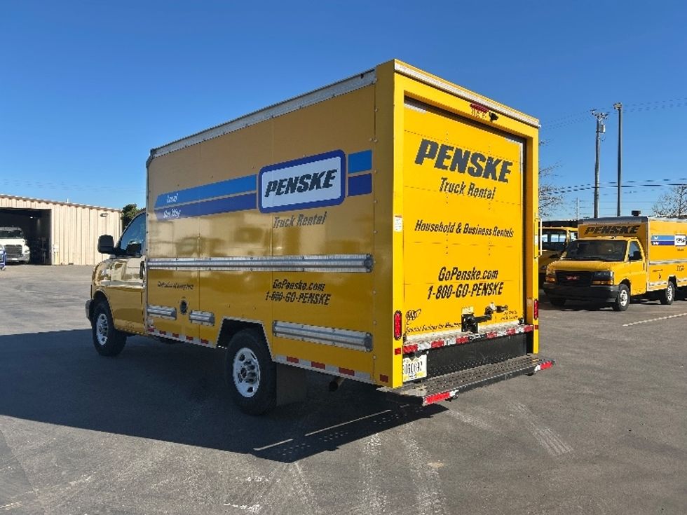 Light Duty Box Truck-Light and Medium Duty Trucks-GMC-2021-Savana G33503-Torrance-CA-100,120\n\t\tmiles-$ 27,500 - Image 6