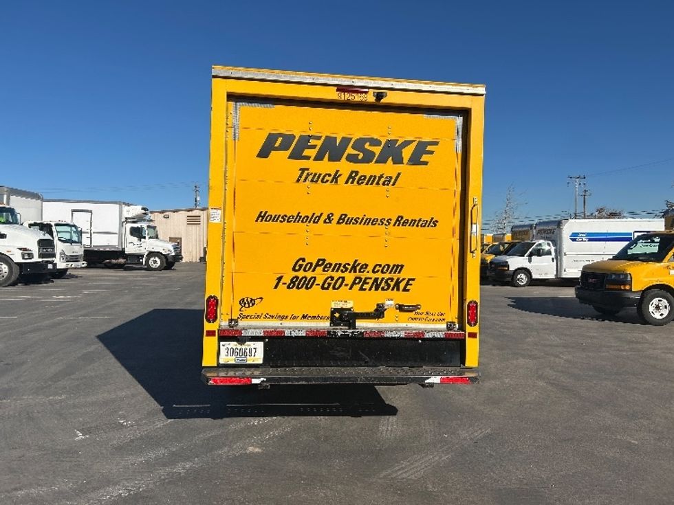 Light Duty Box Truck-Light and Medium Duty Trucks-GMC-2021-Savana G33503-Torrance-CA-100,120\n\t\tmiles-$ 27,500 - Image 7