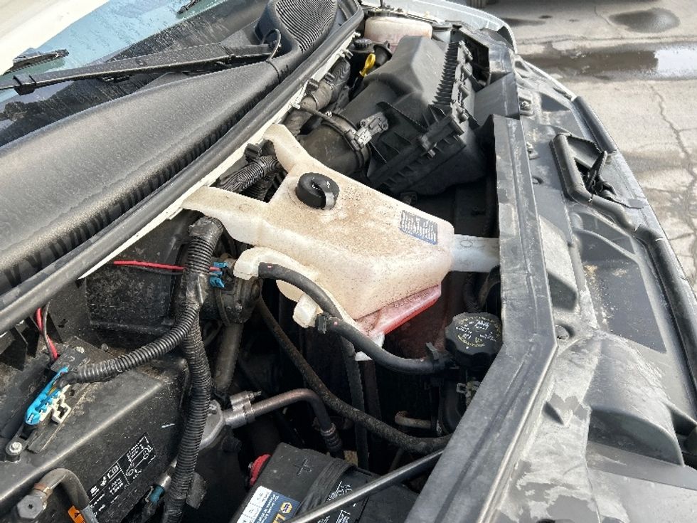 Light Duty Box Truck-Light and Medium Duty Trucks-GMC-2021-Savana G33503-Torrance-CA-101,663\n\t\tmiles-$ 30,000 - Image 24