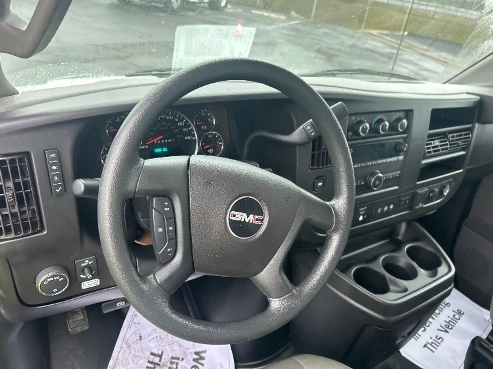 Light Duty Box Truck-Light and Medium Duty Trucks-GMC-2021-Savana G33503-Torrance-CA-103,004\n\t\tmiles-$ 29,750 - Image 17