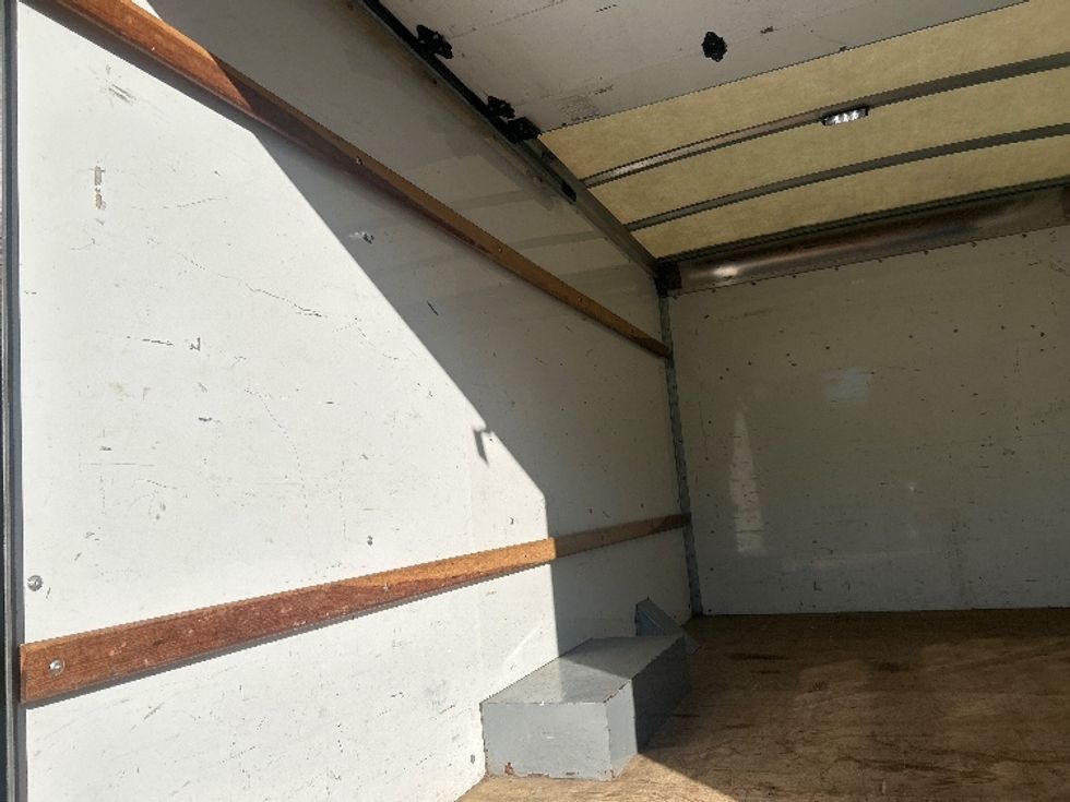 Light Duty Box Truck-Light and Medium Duty Trucks-GMC-2021-Savana G33503-Torrance-CA-105,578\n\t\tmiles-$ 27,000 - Image 11