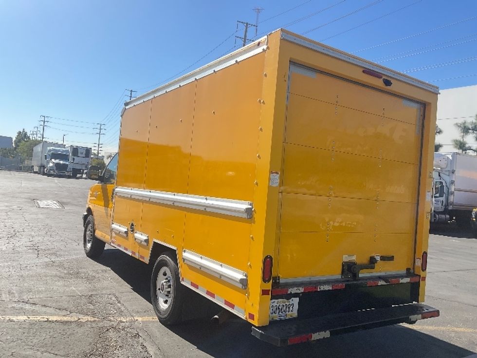 Light Duty Box Truck-Light and Medium Duty Trucks-GMC-2021-Savana G33503-Torrance-CA-105,578\n\t\tmiles-$ 27,000 - Image 6