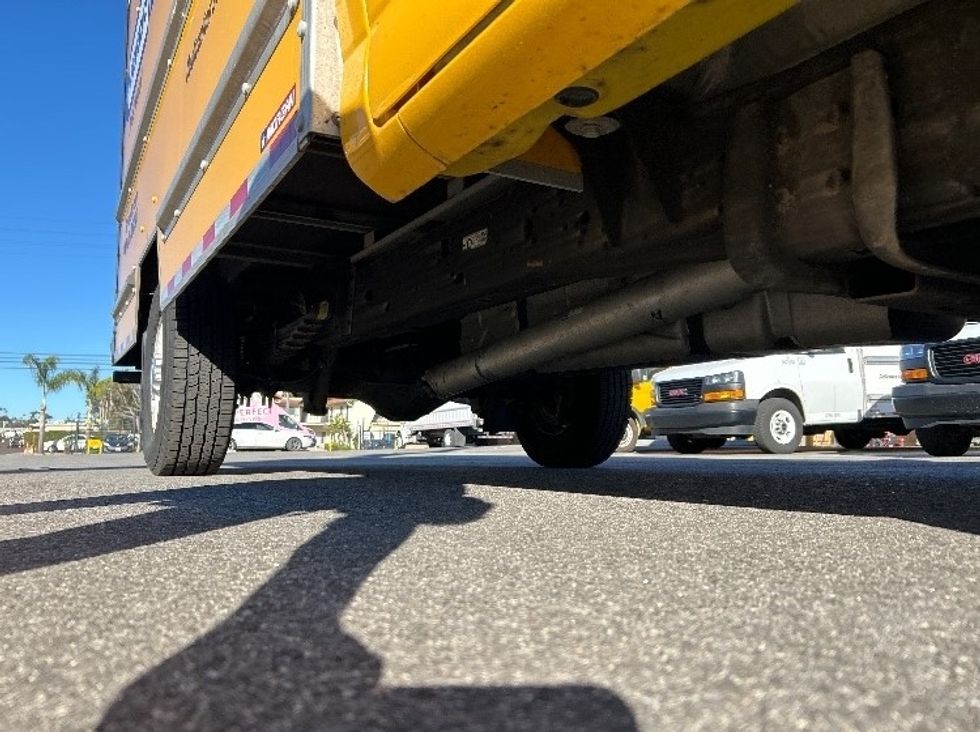 Light Duty Box Truck-Light and Medium Duty Trucks-GMC-2021-Savana G33503-Torrance-CA-106,207\n\t\tmiles-$ 26,750 - Image 13