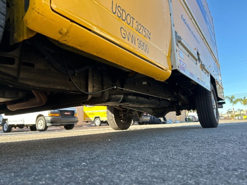 Light Duty Box Truck-Light and Medium Duty Trucks-GMC-2021-Savana G33503-Torrance-CA-106,207\n\t\tmiles-$ 26,750 - Image 5