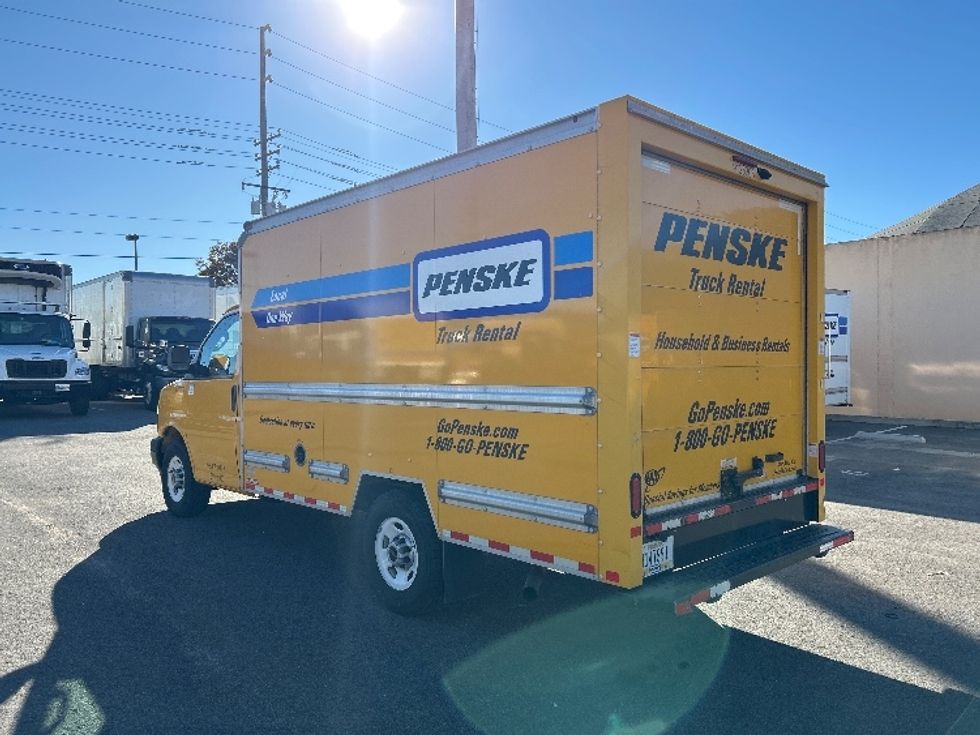 Light Duty Box Truck-Light and Medium Duty Trucks-GMC-2021-Savana G33503-Torrance-CA-106,207\n\t\tmiles-$ 26,750 - Image 6