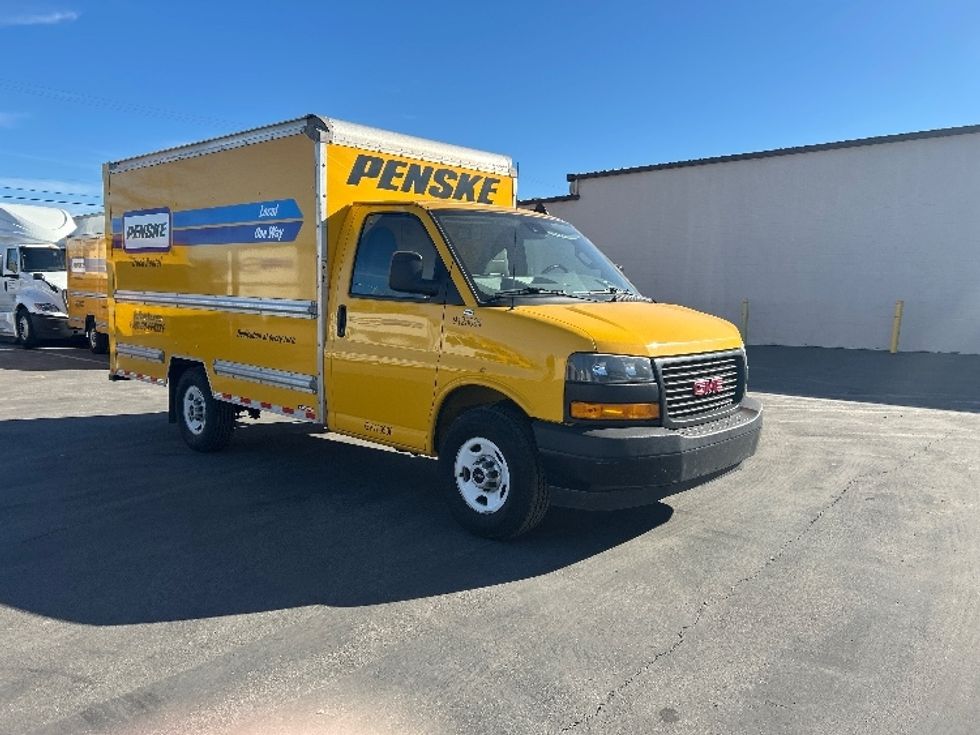 Light Duty Box Truck-Light and Medium Duty Trucks-GMC-2021-Savana G33503-Torrance-CA-109,125\n\t\tmiles-$ 26,500 - Image 1