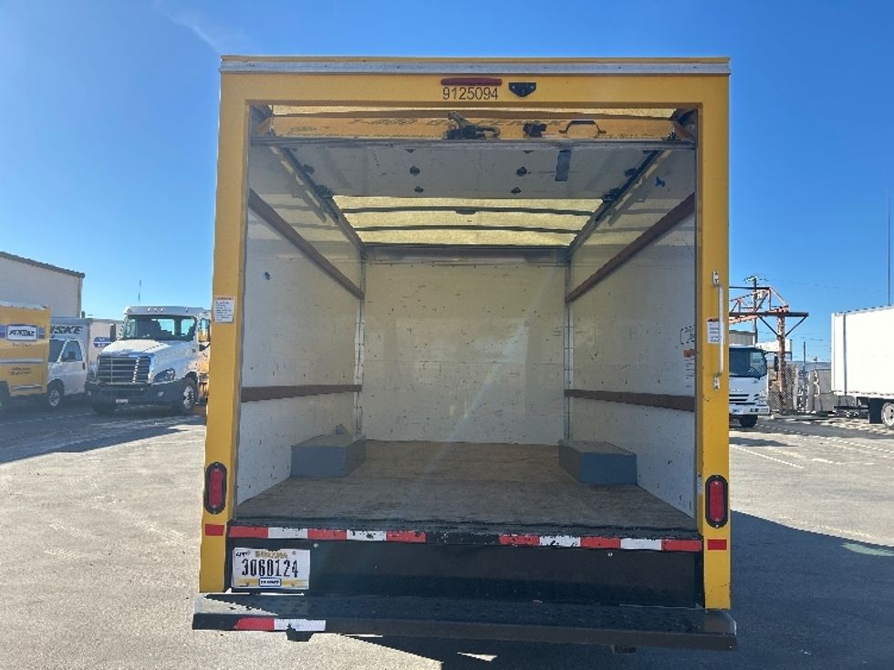 Light Duty Box Truck-Light and Medium Duty Trucks-GMC-2021-Savana G33503-Torrance-CA-109,125\n\t\tmiles-$ 26,500 - Image 8