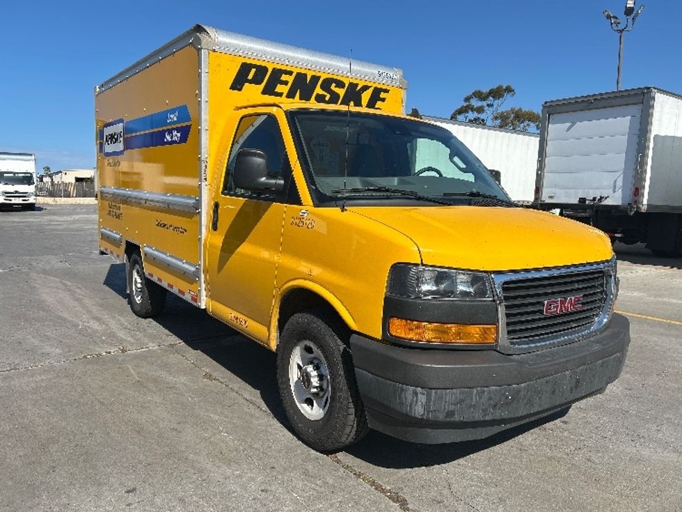 Light Duty Box Truck-Light and Medium Duty Trucks-GMC-2021-Savana G33503-Torrance-CA-110,440\n\t\tmiles-$ 25,500 - Image 1