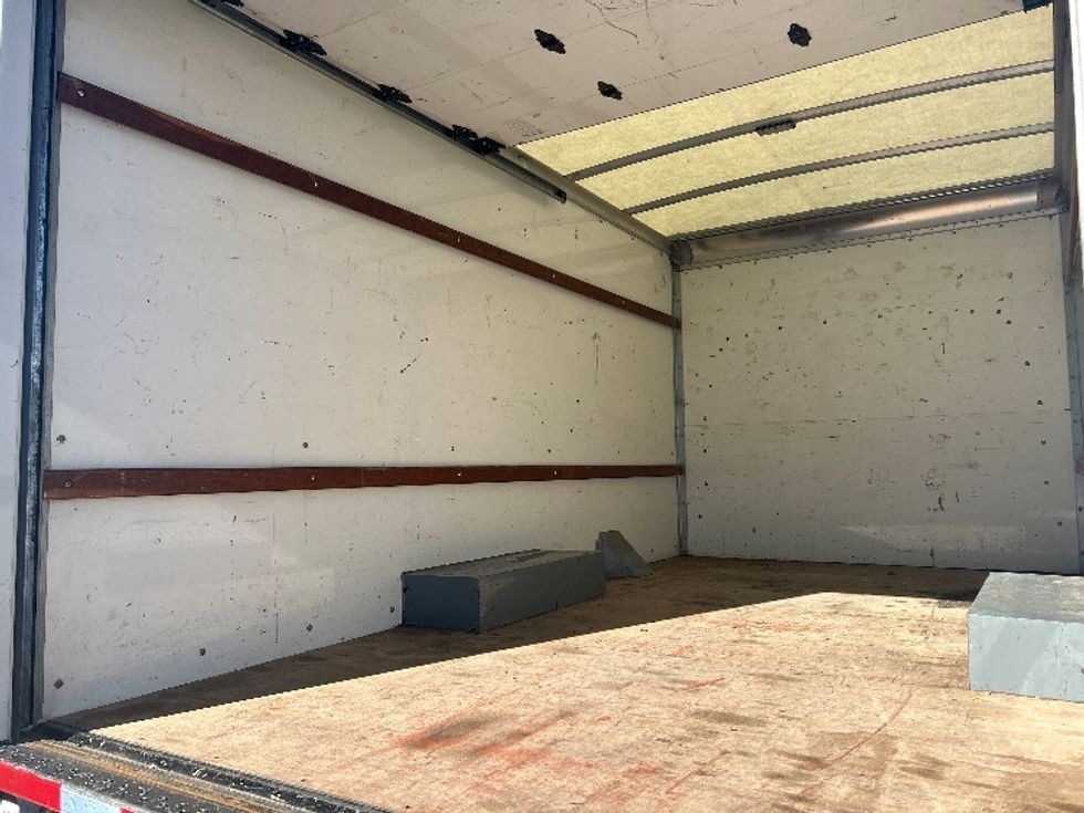 Light Duty Box Truck-Light and Medium Duty Trucks-GMC-2021-Savana G33503-Torrance-CA-114,100\n\t\tmiles-$ 28,500 - Image 11