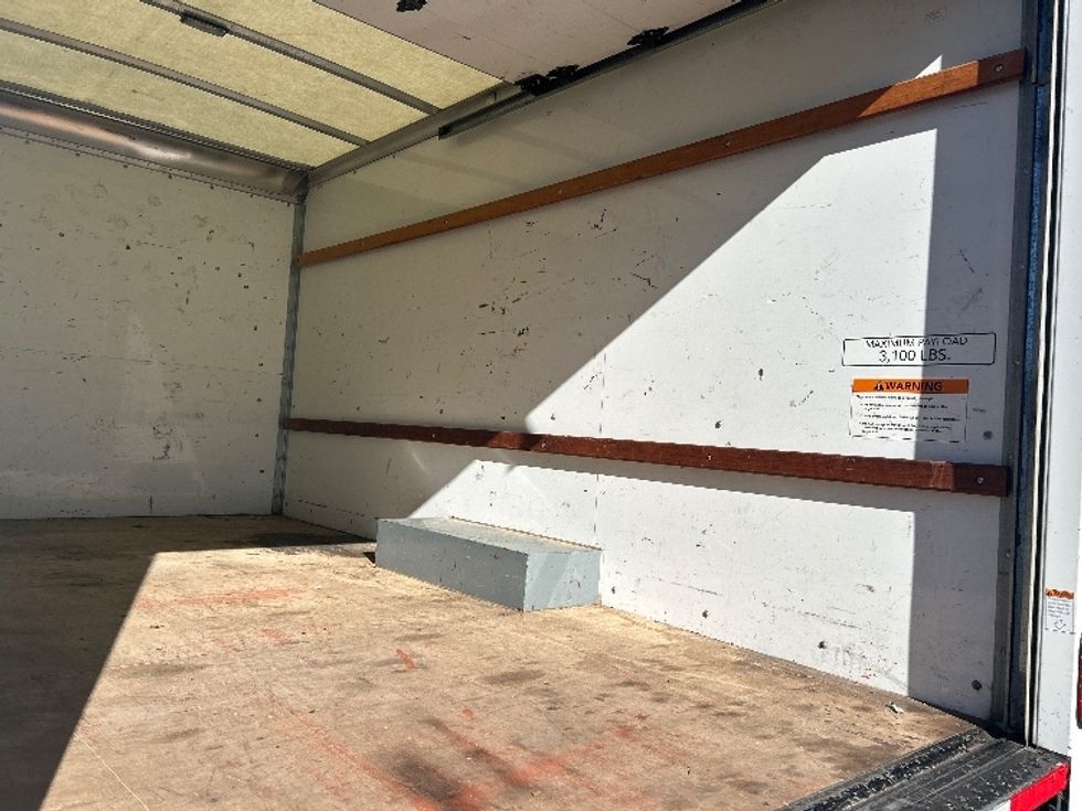 Light Duty Box Truck-Light and Medium Duty Trucks-GMC-2021-Savana G33503-Torrance-CA-114,100\n\t\tmiles-$ 28,500 - Image 12