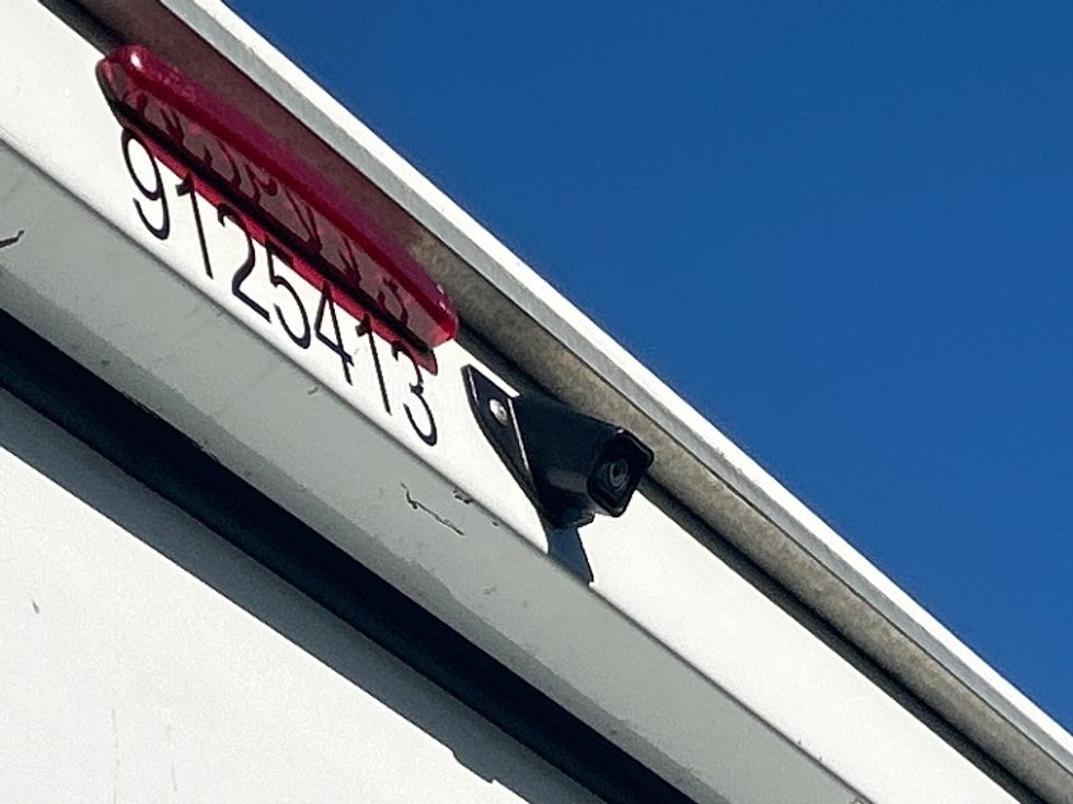 Light Duty Box Truck-Light and Medium Duty Trucks-GMC-2021-Savana G33503-Torrance-CA-114,100\n\t\tmiles-$ 28,500 - Image 26