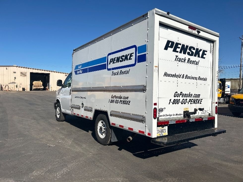 Light Duty Box Truck-Light and Medium Duty Trucks-GMC-2021-Savana G33503-Torrance-CA-114,100\n\t\tmiles-$ 28,500 - Image 6