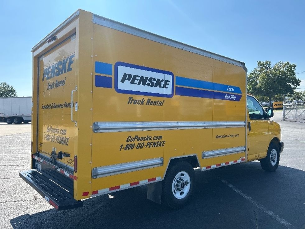 Light Duty Box Truck-Light and Medium Duty Trucks-GMC-2021-Savana G33503-Traverse City-MI-101,779\n\t\tmiles-$ 26,000 - Image 12