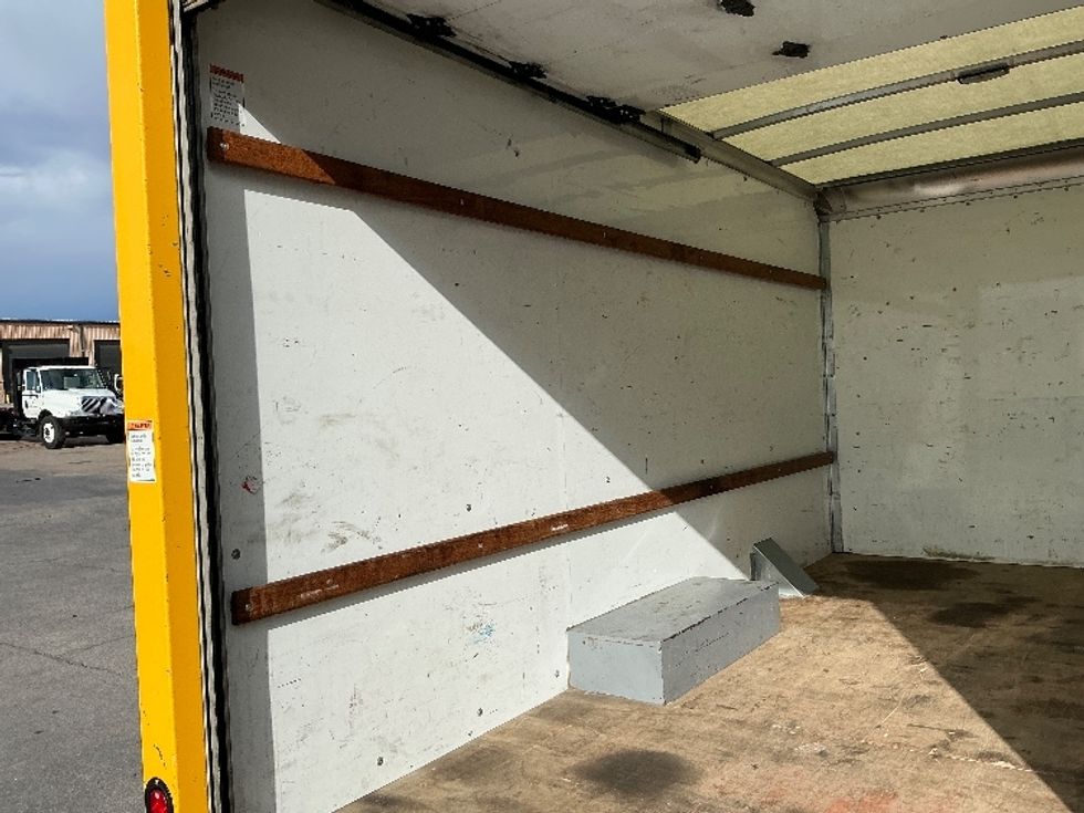 Light Duty Box Truck-Light and Medium Duty Trucks-GMC-2021-Savana G33503-Tulsa-OK-113,544\n\t\tmiles-$ 24,750 - Image 11