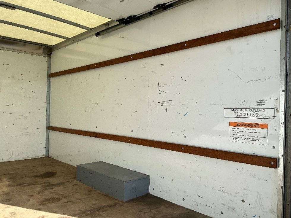 Light Duty Box Truck-Light and Medium Duty Trucks-GMC-2021-Savana G33503-Tulsa-OK-113,544\n\t\tmiles-$ 24,750 - Image 12