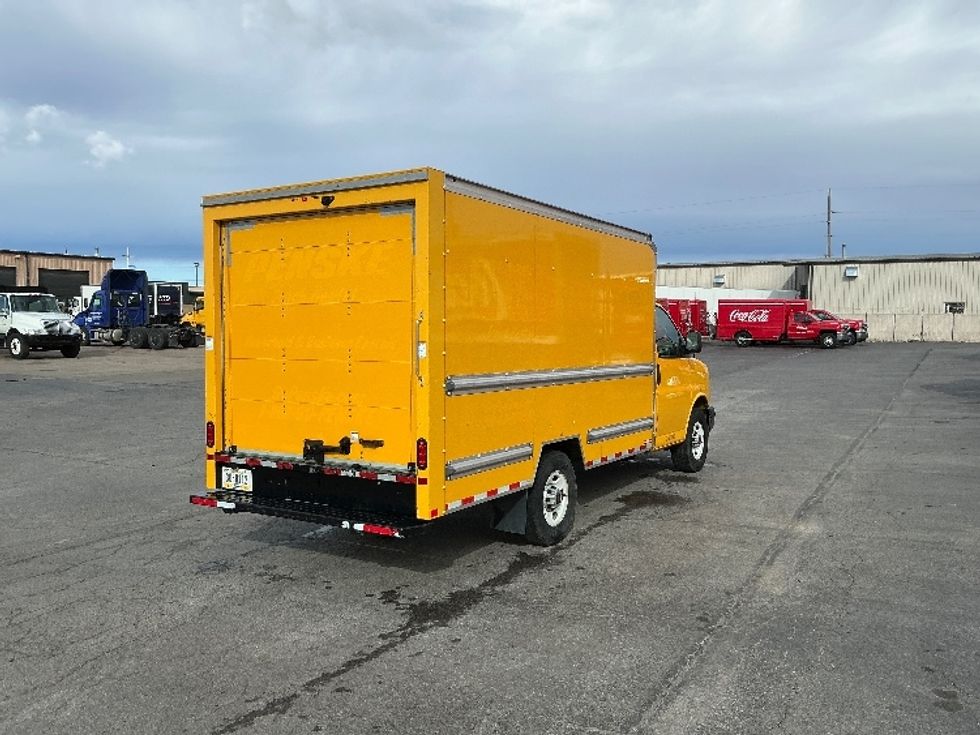 Light Duty Box Truck-Light and Medium Duty Trucks-GMC-2021-Savana G33503-Tulsa-OK-113,544\n\t\tmiles-$ 24,750 - Image 13