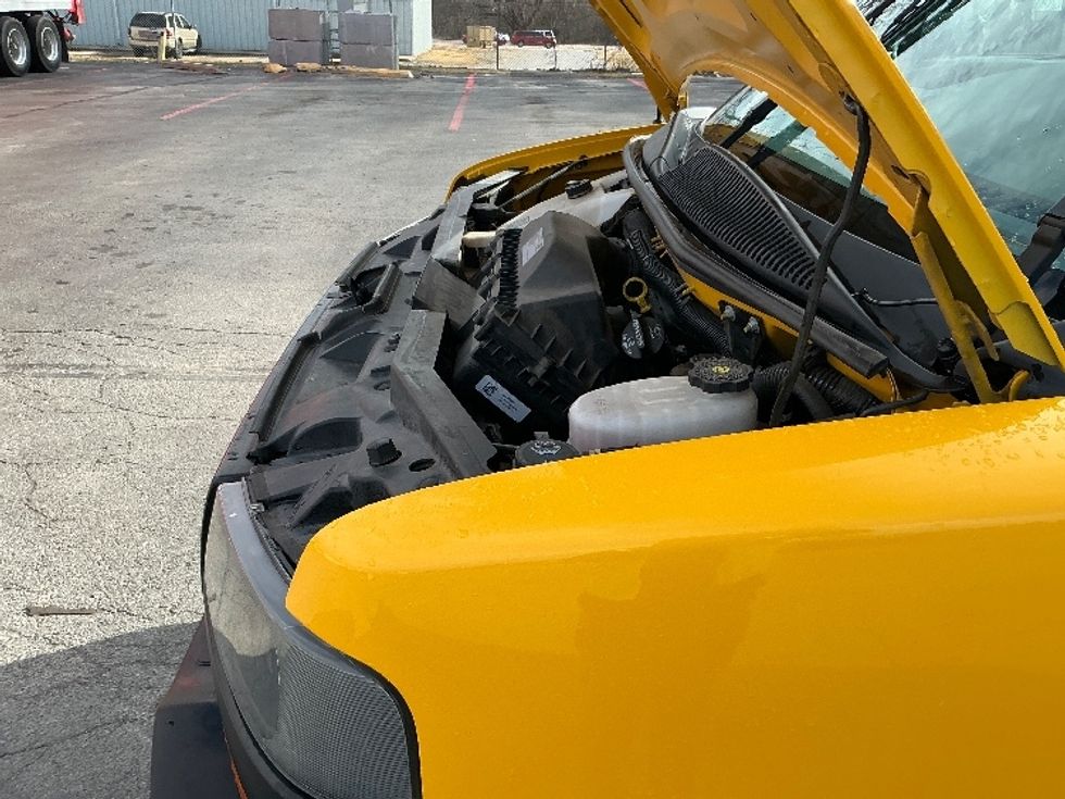 Light Duty Box Truck-Light and Medium Duty Trucks-GMC-2021-Savana G33503-Tulsa-OK-113,544\n\t\tmiles-$ 24,750 - Image 24