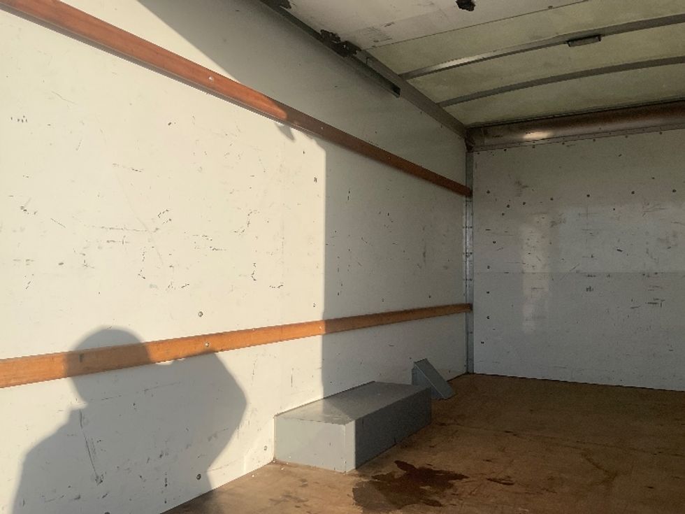 Light Duty Box Truck-Light and Medium Duty Trucks-GMC-2021-Savana G33503-Warren-MI-113,793\n\t\tmiles-$ 27,000 - Image 11