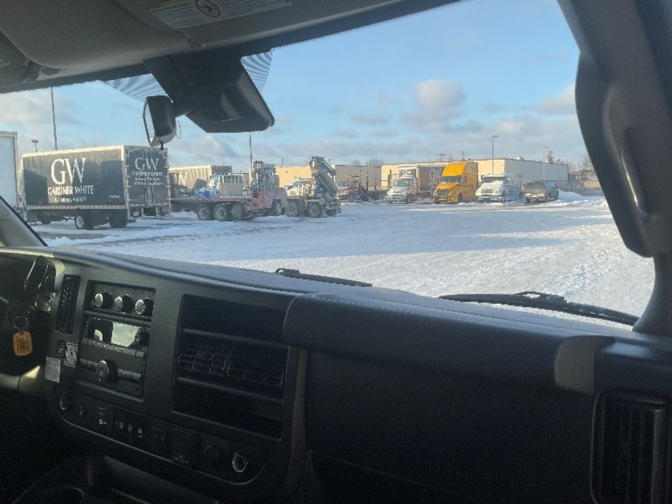 Light Duty Box Truck-Light and Medium Duty Trucks-GMC-2021-Savana G33503-Warren-MI-113,793\n\t\tmiles-$ 27,000 - Image 21