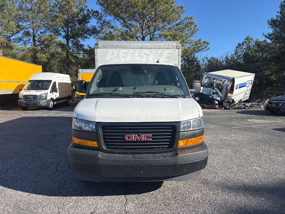 Light Duty Box Truck-Light and Medium Duty Trucks-GMC-2021-Savana G33503-West Columbia-SC-107,284\n\t\tmiles-$ 29,750 - Image 2