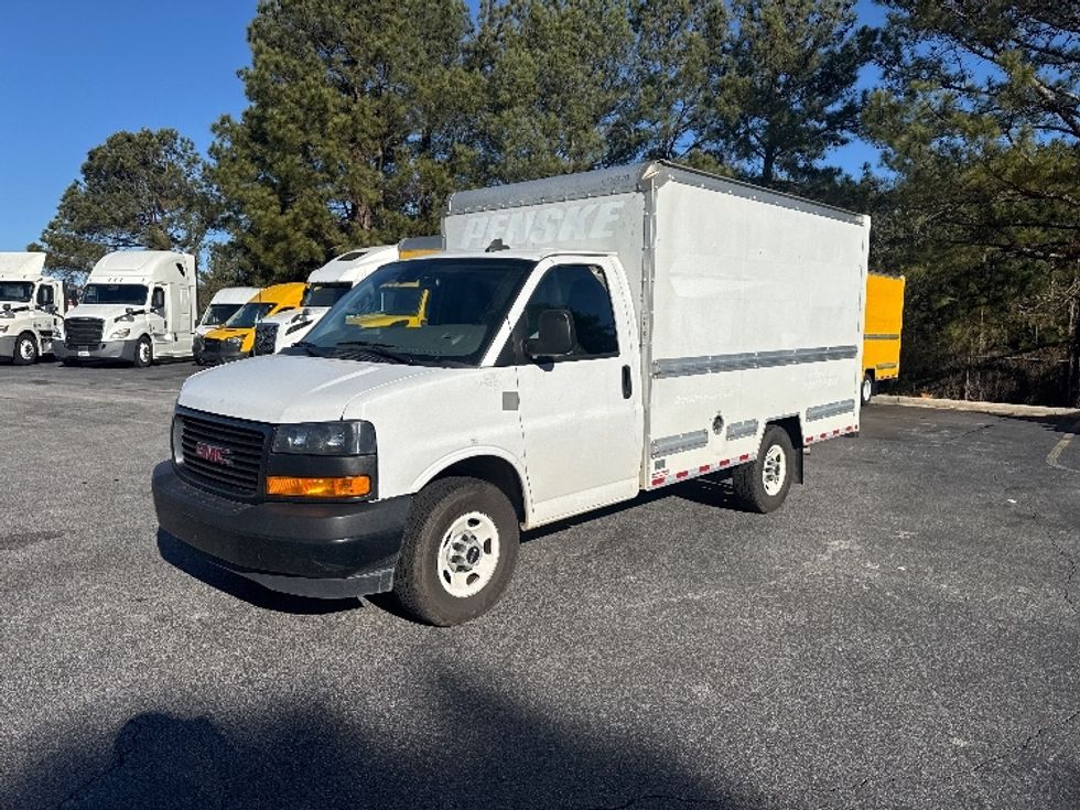 Light Duty Box Truck-Light and Medium Duty Trucks-GMC-2021-Savana G33503-West Columbia-SC-107,284\n\t\tmiles-$ 29,750 - Image 3