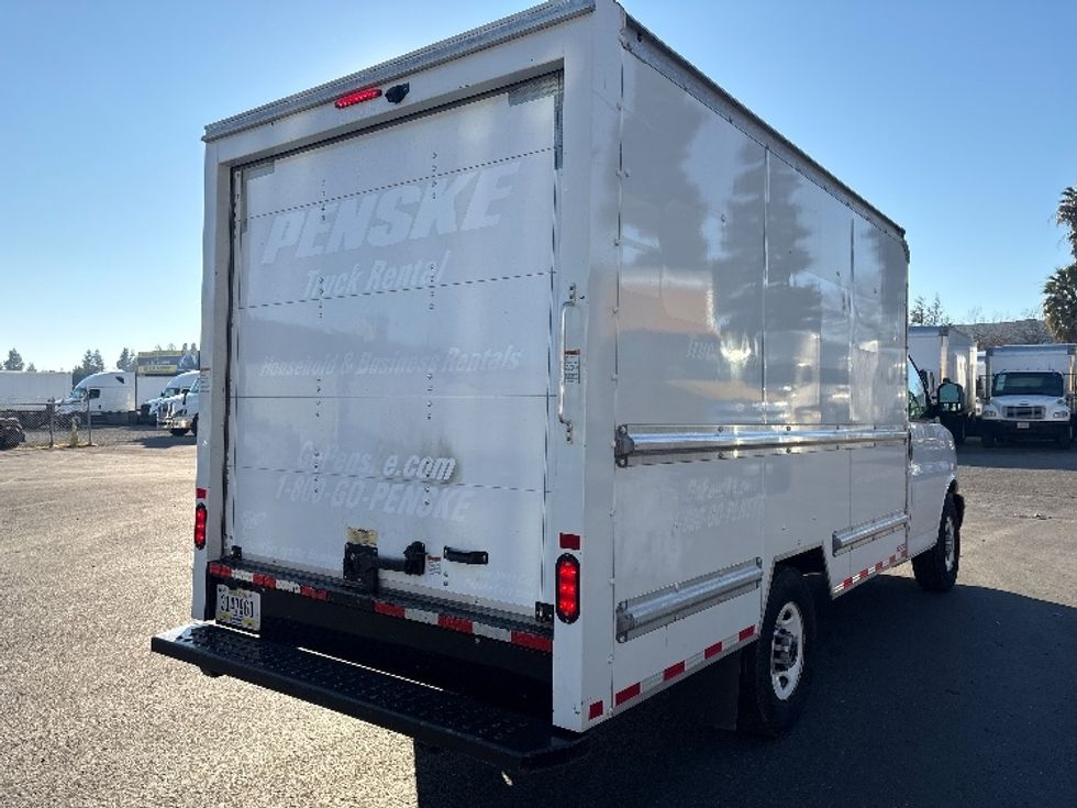 Light Duty Box Truck-Light and Medium Duty Trucks-GMC-2021-Savana G33503-West Sacramento-CA-102,853\n\t\tmiles-$ 29,750 - Image 12