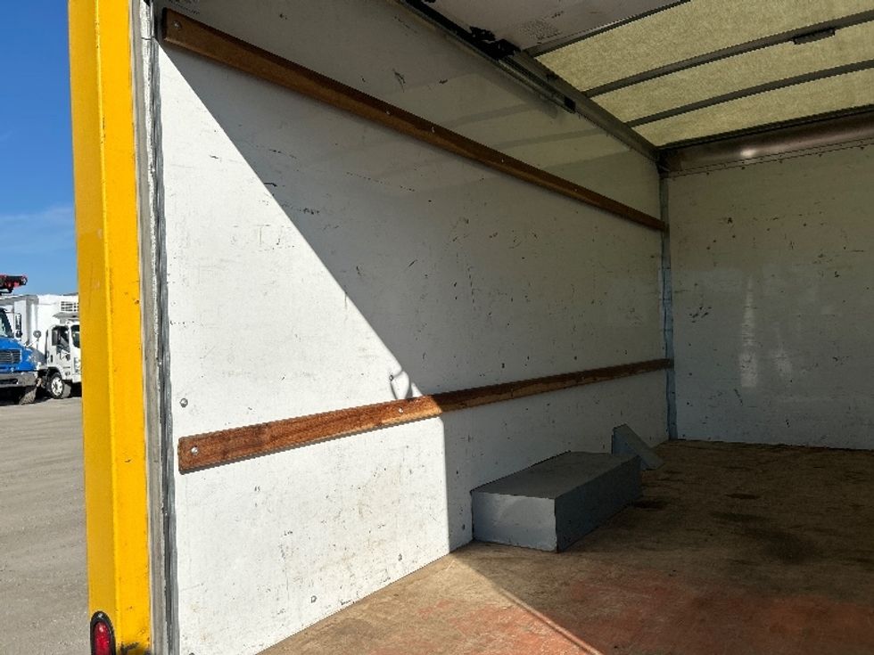 Light Duty Box Truck-Light and Medium Duty Trucks-GMC-2021-Savana G33503-West Sacramento-CA-105,780\n\t\tmiles-$ 27,000 - Image 11