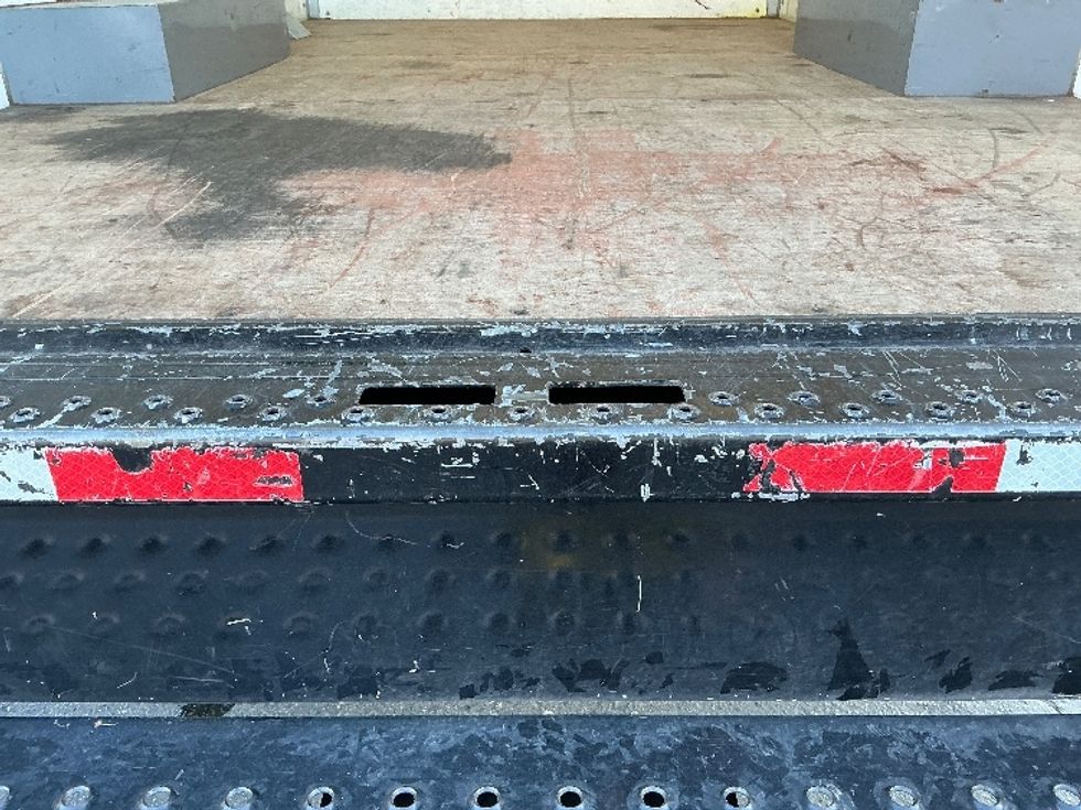 Light Duty Box Truck-Light and Medium Duty Trucks-GMC-2021-Savana G33503-West Sacramento-CA-113,006\n\t\tmiles-$ 26,000 - Image 10