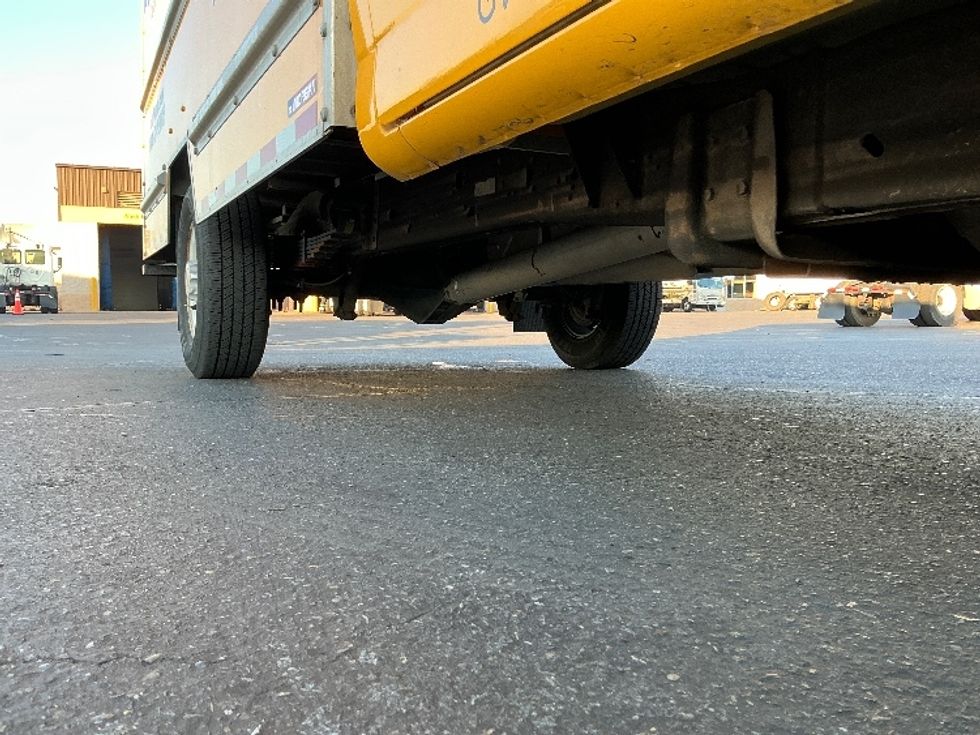 Light Duty Box Truck-Light and Medium Duty Trucks-GMC-2021-Savana G33503-West Sacramento-CA-113,006\n\t\tmiles-$ 26,000 - Image 14