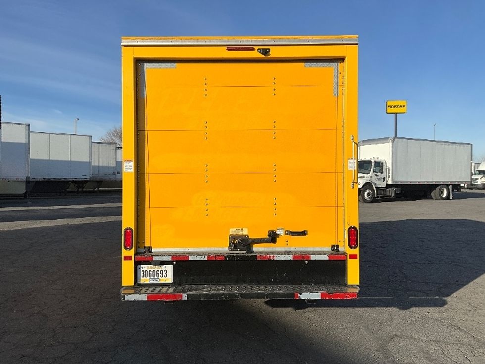 Light Duty Box Truck-Light and Medium Duty Trucks-GMC-2021-Savana G33503-West Valley City-UT-101,289\n\t\tmiles-$ 27,750 - Image 7