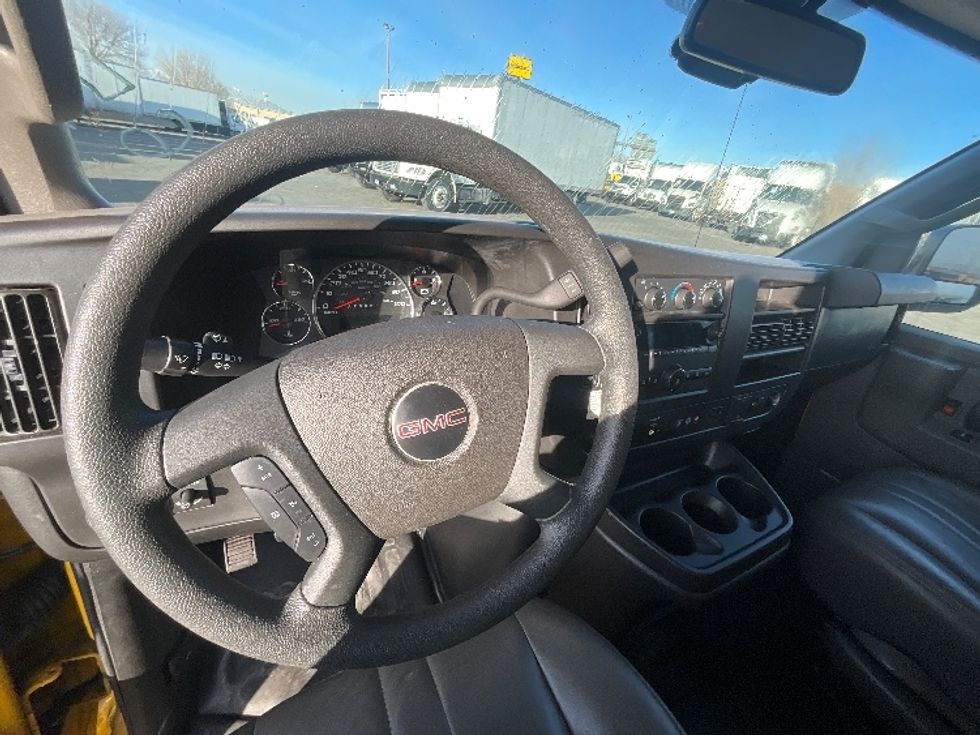 Light Duty Box Truck-Light and Medium Duty Trucks-GMC-2021-Savana G33503-West Valley City-UT-101,289\n\t\tmiles-$ 27,750 - Image 17