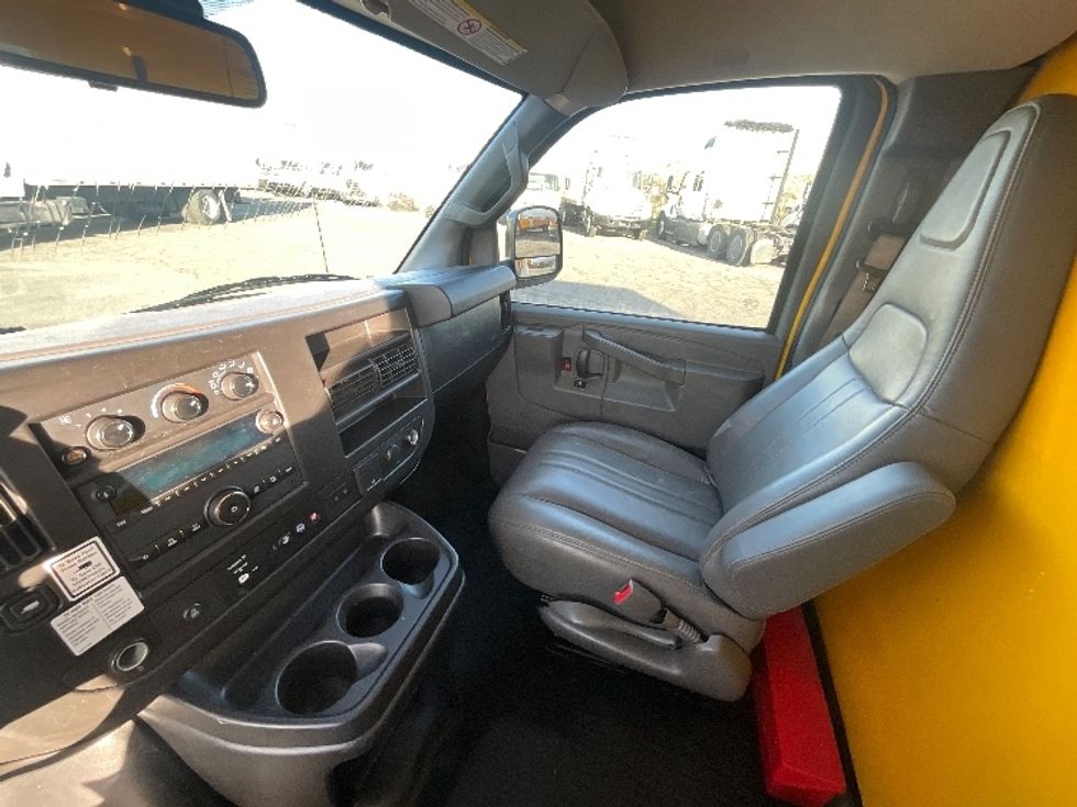 Light Duty Box Truck-Light and Medium Duty Trucks-GMC-2021-Savana G33503-West Valley City-UT-101,289\n\t\tmiles-$ 27,750 - Image 19