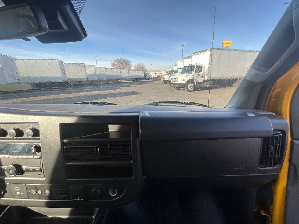 Light Duty Box Truck-Light and Medium Duty Trucks-GMC-2021-Savana G33503-West Valley City-UT-101,289\n\t\tmiles-$ 27,750 - Image 21