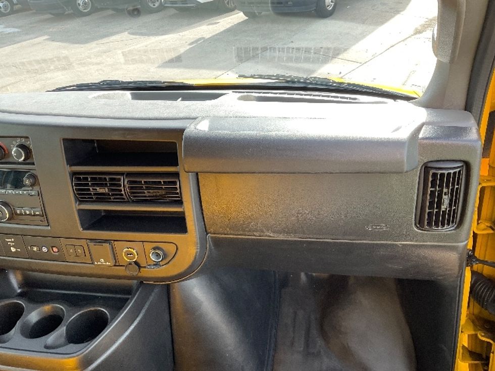 Light Duty Box Truck-Light and Medium Duty Trucks-GMC-2021-Savana G33503-West Valley City-UT-104,011\n\t\tmiles-$ 27,250 - Image 20